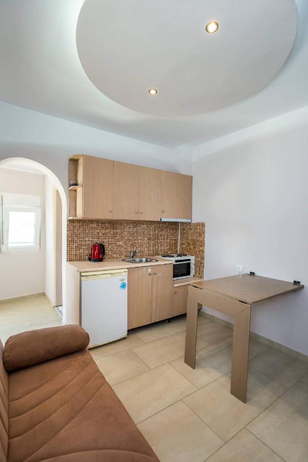 Lena Apartments II Ліменарія Екстер'єр фото